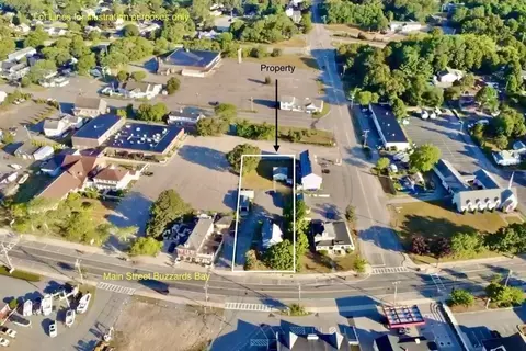 151 153 Main St, Bourne, MA 02532