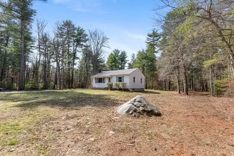 20 Freeman St, Norton, MA 02766