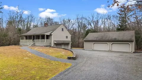 2140 Tanglewood Rd, Dighton, MA 02764