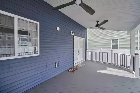 Exterior - 42 Ringgold St, Springfield, MA 01104 photo 4 of 5