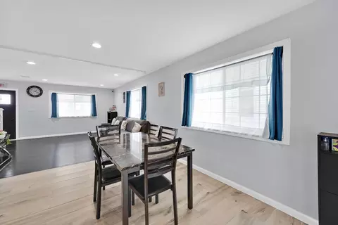 Dining - 42 Ringgold St, Springfield, MA 01104 photo 2 of 2