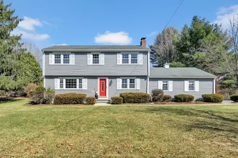 892 Highland St, Holliston, MA 01746