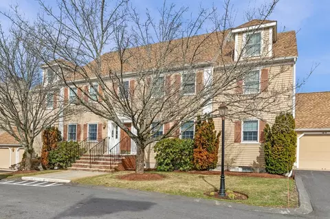 18 America Way #1, Salem, MA 01970