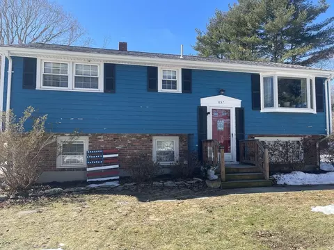 857 South St, Bridgewater, MA 02324