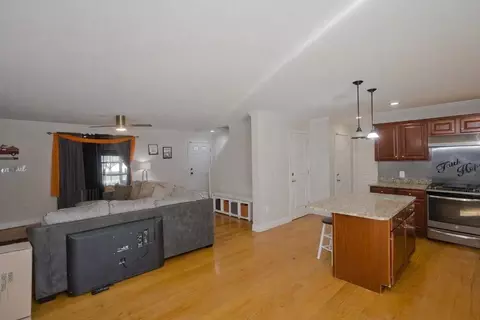 Entry Way - 31 Acrebrook Rd, Springfield, MA 01129 photo 1 of 1