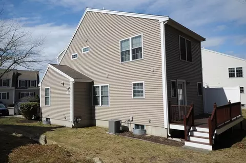 Exterior - 29 Carleton Pl #29, Wareham, MA 02558 photo 5 of 5