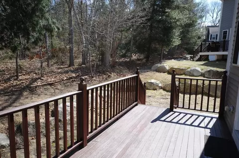 Exterior - 29 Carleton Pl #29, Wareham, MA 02558 photo 4 of 5