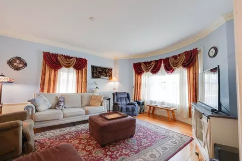 Living - 23 Germain St, Worcester, MA 01602 photo 1 of 3