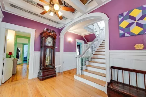 Entry Way - 23 Germain St, Worcester, MA 01602 photo 3 of 10