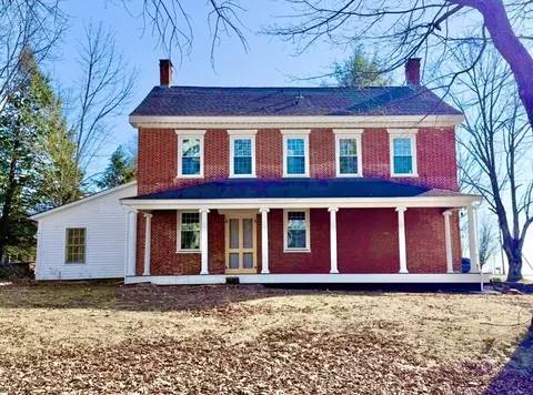 278 E Main St, Plainfield, MA 01070