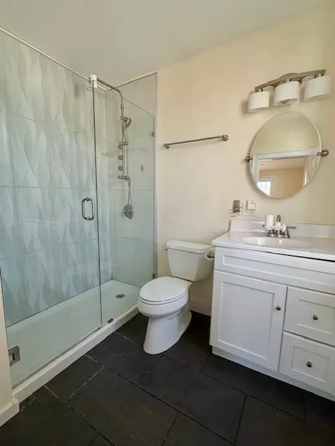 Bath - 278 E Main St, Plainfield, MA 01070 photo 1 of 4