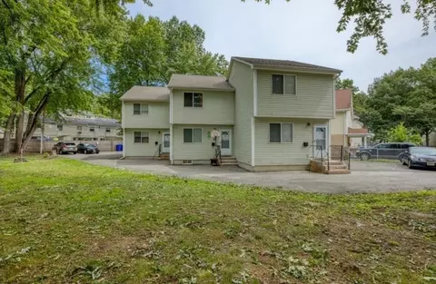 50-54 Orchard St, Springfield, MA 01107