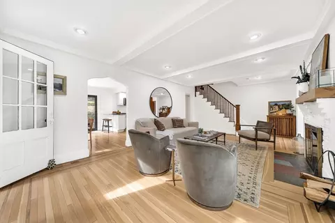 21 Cunningham Rd, Wellesley, MA 02481 photo 5