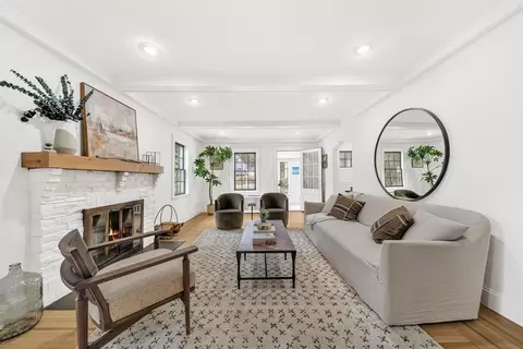 21 Cunningham Rd, Wellesley, MA 02481 photo 4