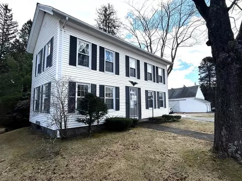 1386 Pleasant St, Athol, MA 01331