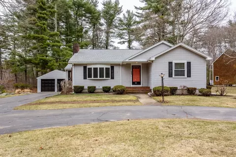 205 Aldrich Rd, Bridgewater, MA 02324