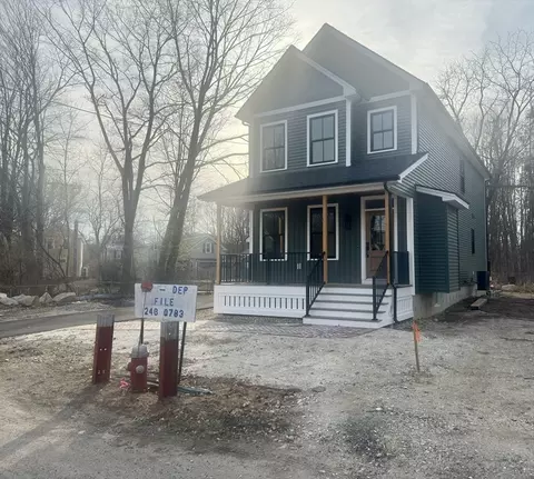 41 Landy Ave, Northampton, MA 01062
