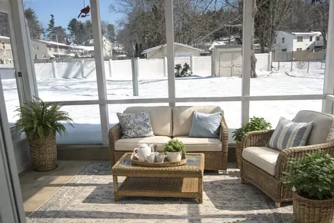 Exterior - 8 Walnut Knl, Canton, MA 02021 photo 4 of 5