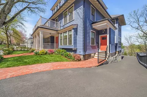197 Winchester St #1, Brookline, MA 02446