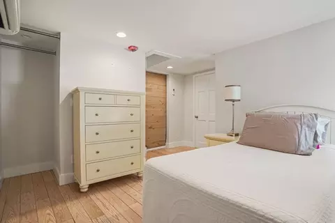Bedroom - 3 Riverside Dr, Dover, MA 02030 photo 3 of 4