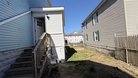 Exterior - 529 Warren, Fall River, MA 02721 photo 2 of 4