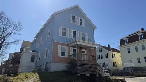 529 Warren, Fall River, MA 02721