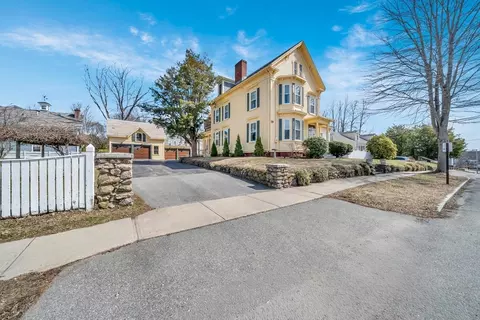 59 Washington St, Ipswich, MA 01938