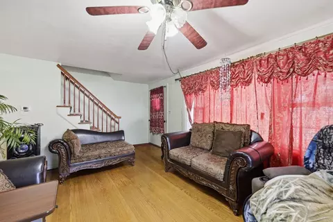 19 Carnavon Cir, Springfield, MA 01109 photo 9