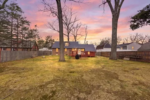 19 Carnavon Cir, Springfield, MA 01109 photo 34