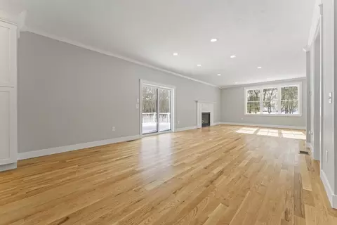 29 Thornton St, Mendon, MA 01756 photo 13