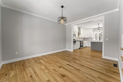 29 Thornton St, Mendon, MA 01756 photo 7