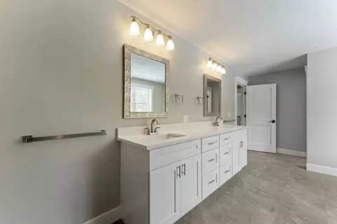 29 Thornton St, Mendon, MA 01756 photo 26