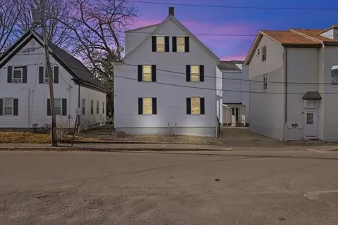 46 Grove St, Taunton, MA 02780