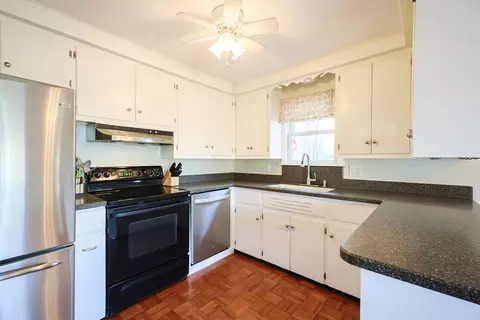 46 Melody Dr, Attleboro, MA 02703 photo 6