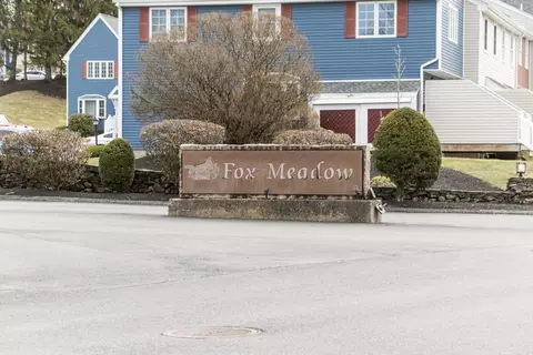 48 Fox Meadow Rd #F, Leominster, MA 01453