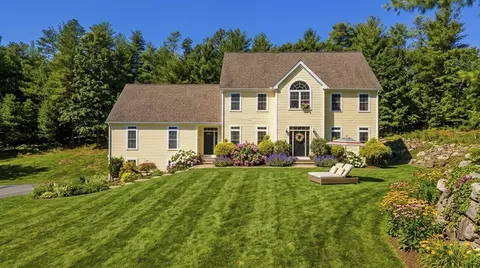 333 Stebbins St, Belchertown, MA 01007