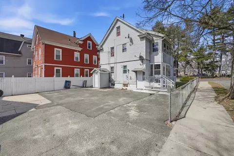 Exterior - 485 Bay St, Springfield, MA 01109 photo 4 of 4
