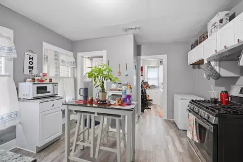 Kitchen - 485 Bay St, Springfield, MA 01109 photo 1 of 2