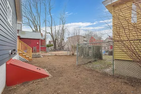 Exterior - 3 Robert St, Attleboro, MA 02703 photo 7 of 8