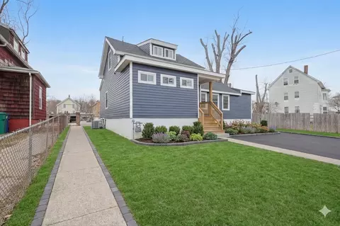 Exterior - 3 Robert St, Attleboro, MA 02703 photo 8 of 8