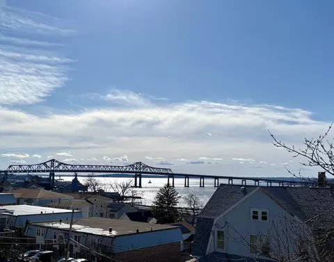 View/Area - 154 Barnaby St, Fall River, MA 02720 photo 1 of 6