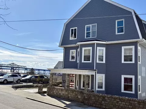Exterior - 154 Barnaby St, Fall River, MA 02720 photo 5 of 9