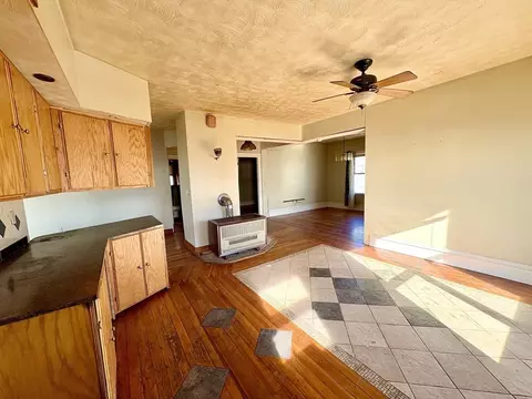 Living - 154 Barnaby St, Fall River, MA 02720 photo 2 of 3