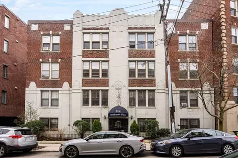 114 Strathmore Rd #404, Boston, MA 02135