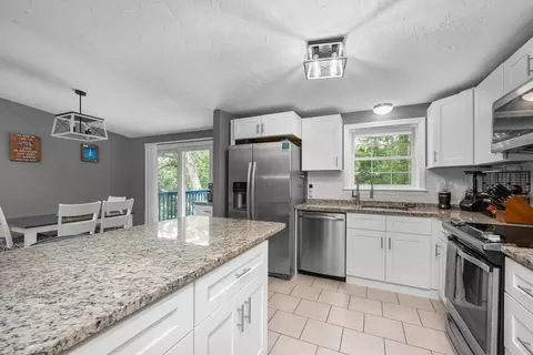 17 Colony Ave, Bourne, MA 02532 photo 9