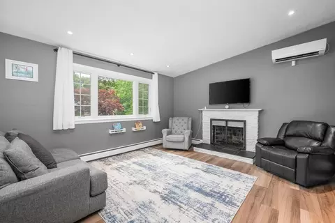 17 Colony Ave, Bourne, MA 02532 photo 5