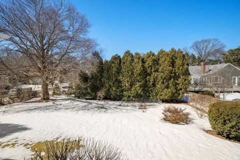 Exterior - 27 Evans Rd, Marblehead, MA 01945 photo 10 of 12