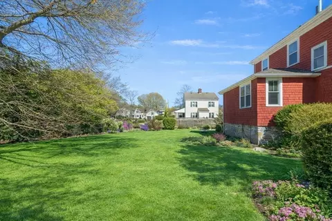 Exterior - 27 Evans Rd, Marblehead, MA 01945 photo 8 of 12