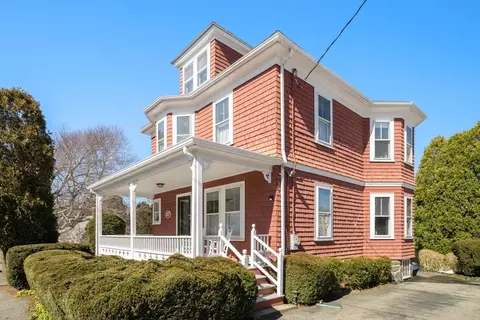 27 Evans Rd, Marblehead, MA 01945