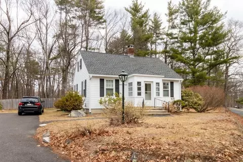 45 Shaker Ln, Littleton, MA 01460